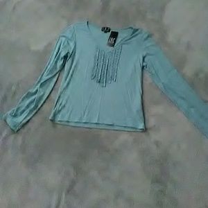Very cute aqua top